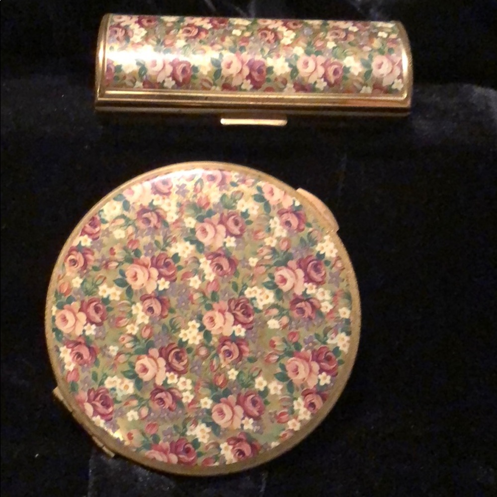 Vintage Estate find!! Compact and lipstick case!!